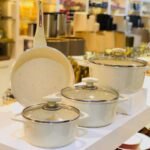 AROOS عروس  سرویس قابلمه 7 پارچه ویکتوریا کرم داخل کرم  71303