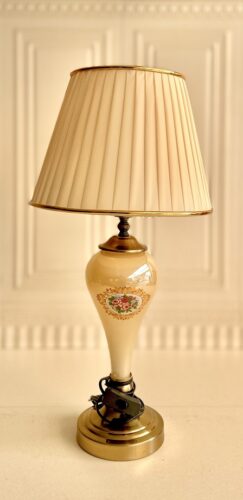 MGM ام جی ام اباژور رومیزی حباب گل دار کاسیاس مدل قطره 14862